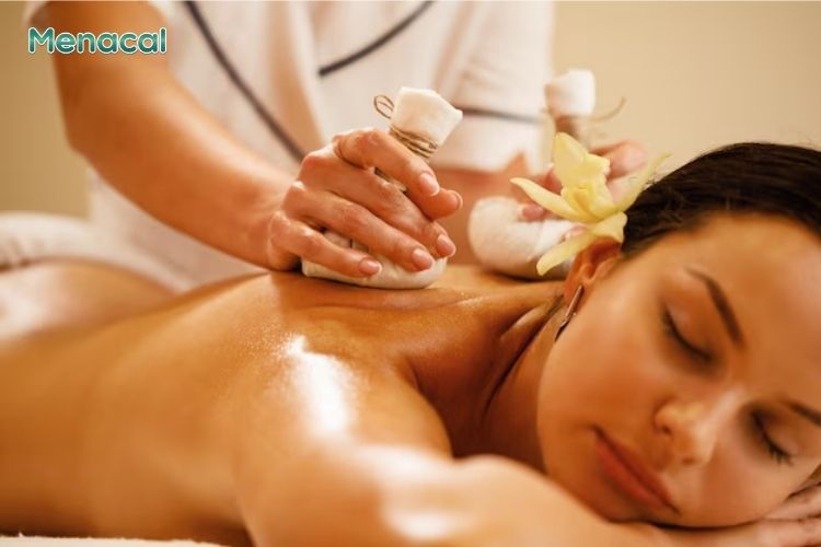 Massage giúp giảm đau và thư giãn cơ