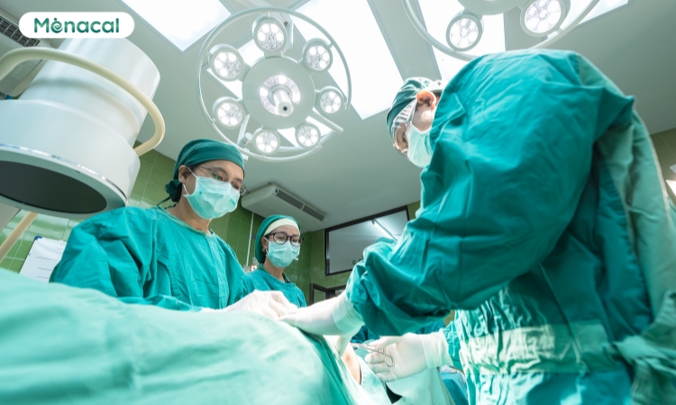Phẫu thuật là phương pháp điều trị chân vòng kiềng hiệu quả nhất