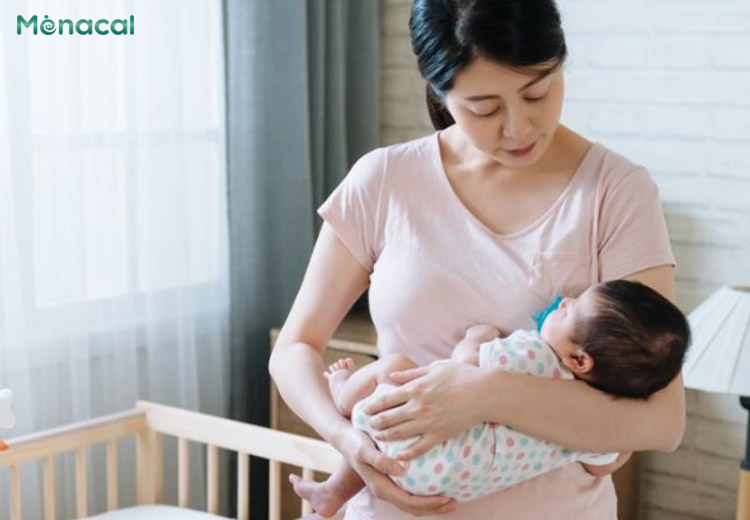 Đối tượng được hưởng chế độ nghỉ dưỡng sức sau sinh là lao động nữ sau sinh con