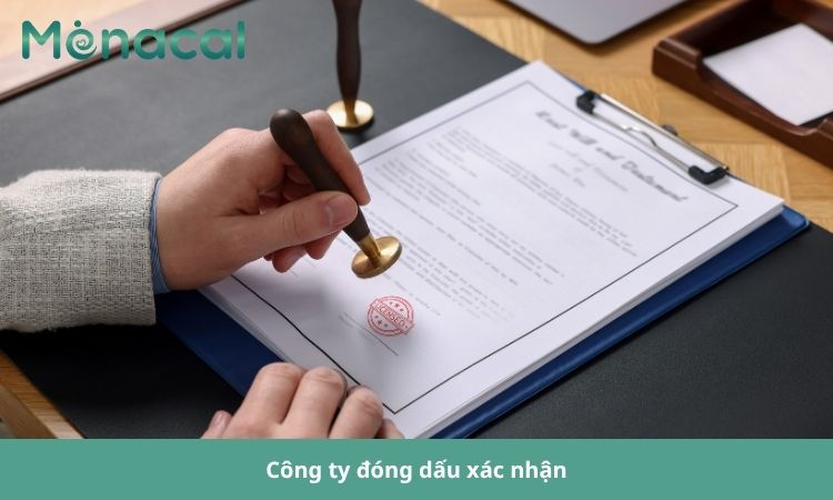 Công ty kiểm tra đơn xin nghỉ dưỡng sức sau sinh, đóng dấu xác nhận